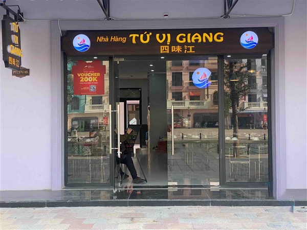 Nhà hàng Tứ Vị Giang